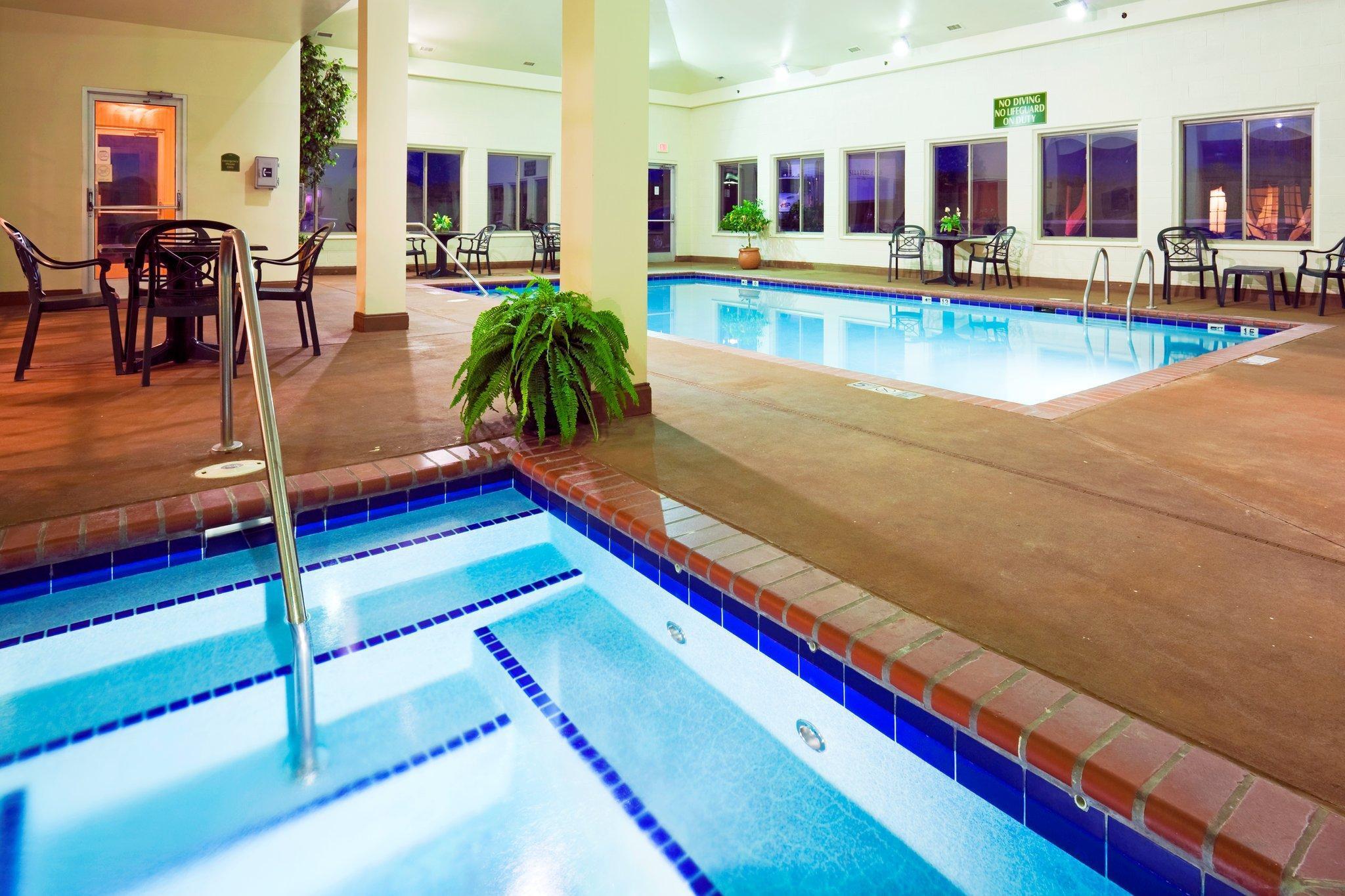 Holiday Inn Express Athens By Ihg Ngoại thất bức ảnh