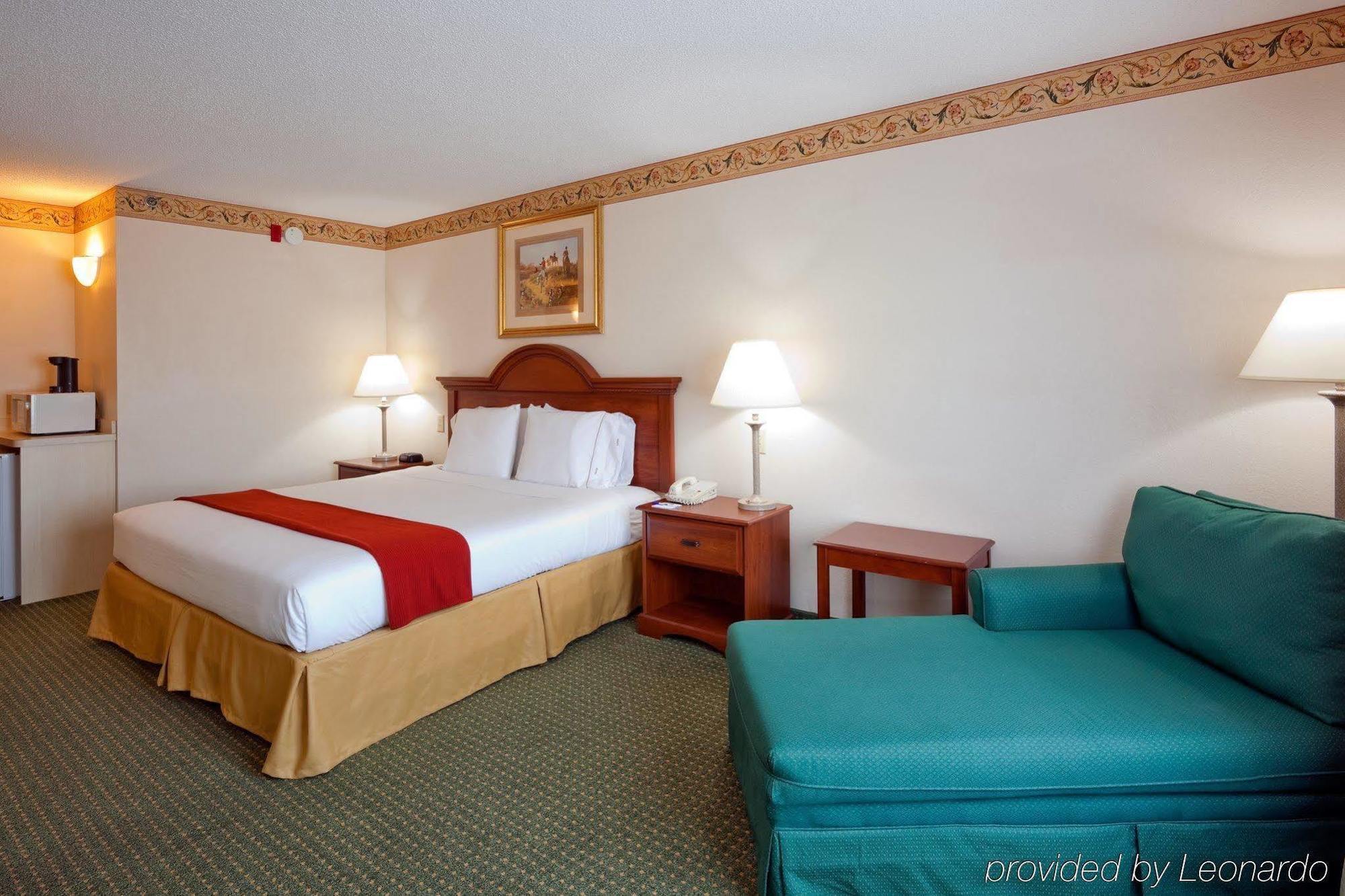 Holiday Inn Express Athens By Ihg Phòng bức ảnh